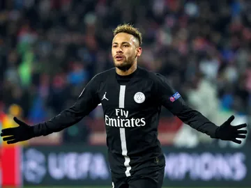 Neymar celebra un gol con el PSG Neymar celebra un gol con el PSG