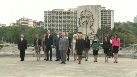 El Principe Carlos y su esposa Camila llegan a Cuba en su primera visita oficial El Principe Carlos y su esposa Camila llegan a Cuba en su primera visita oficial