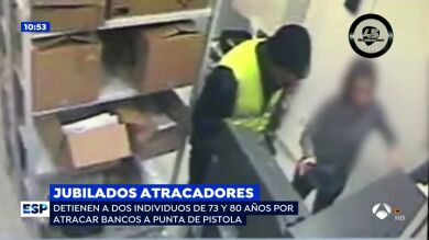 Detenidos dos ancianos de 73 y 80 años que atracaban bancos a punta de pistola en Barcelona