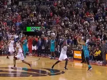 Canastón de Jeremy Lamb para ganar a los Raptors Canastón de Jeremy Lamb para ganar a los Raptors