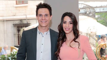 Almudena Cid y Christian Gálvez