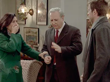 Los Gómez reciben una terrible noticia: Leonor podría estar muerta Los Gómez reciben una terrible noticia: Leonor podría estar muerta