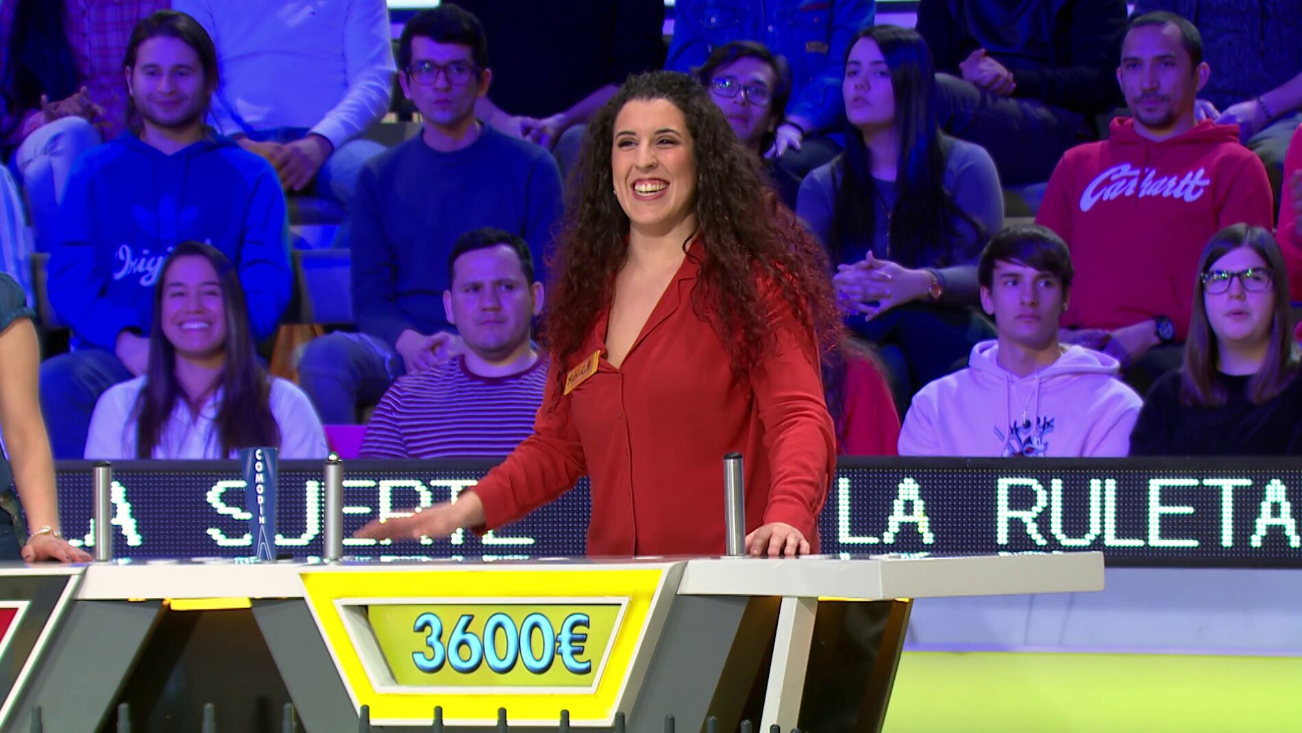 Jorge Fern&aacute;ndez y el p&uacute;blico de 'La ruleta de la suerte' rendidos ante la asombrosa jugada de M&oacute;nica 