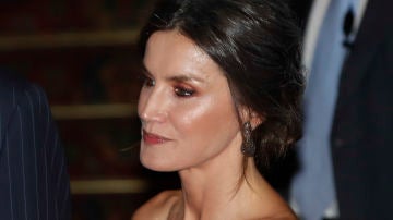Reina Letizia vestido rojo