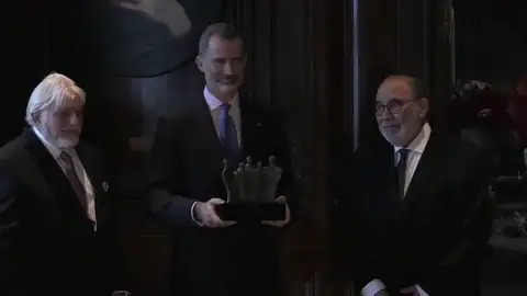 Premio al rey en Argentina por su postura ante el desafío independentista en Cataluña Premio al rey en Argentina por su postura ante el desafío independentista en Cataluña