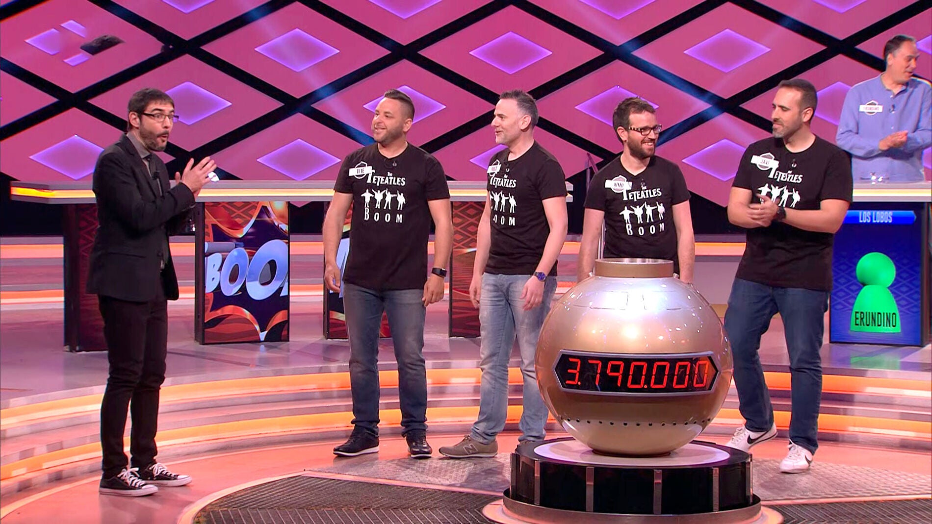 La masclet&aacute; de 'The Teteatles' en su presentaci&oacute;n de '&iexcl;Boom!' deja at&oacute;nito a Juanra Bonet 