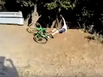 El ciclista Domingos Gonçalves, tras sufrir una caísa en la Volta a Catalunya El ciclista Domingos Gonçalves, tras sufrir una caísa en la Volta a Catalunya