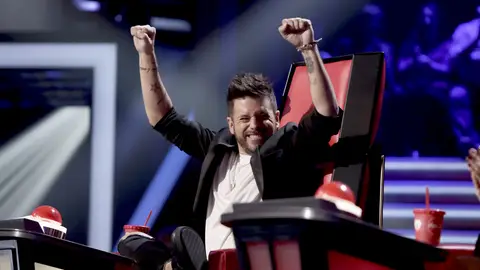 VÍDEO: El reto imposible de Luis Fonsi a Pablo López con el 'Pablo Challenge' VÍDEO: El reto imposible de Luis Fonsi a Pablo López con el 'Pablo Challenge'