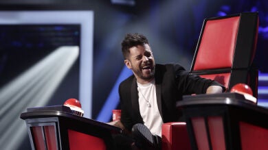 Las lecciones de inglés a Pablo López en 'La Voz' que han mejorado su 'pronunciation'