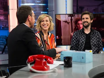 Cecilia Freire cuenta en 'El Hormiguero 3.0' cómo se le ha subido la fama a Julián López Cecilia Freire cuenta en 'El Hormiguero 3.0' cómo se le ha subido la fama a Julián López