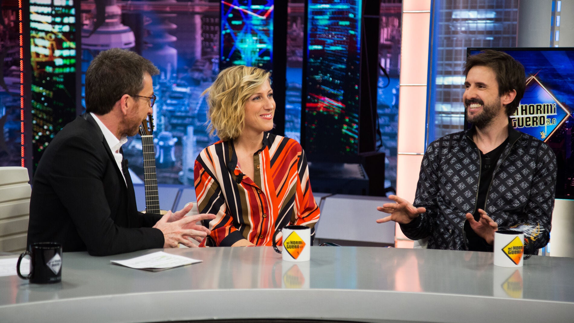 Juli&aacute;n L&oacute;pez y Cecilia Freire revelan en 'El Hormiguero 3.0' que han usado vestuario de pel&iacute;culas hist&oacute;ricas para su serie