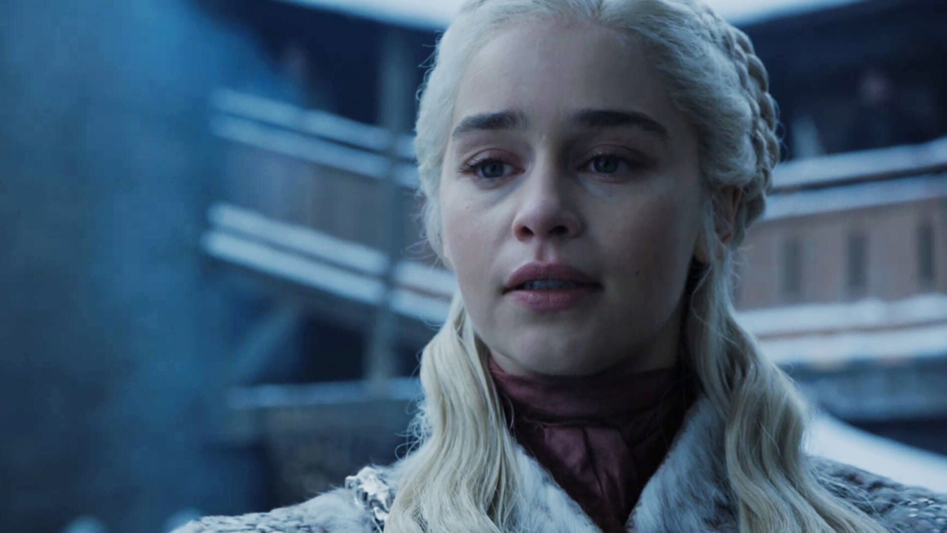 Emilia Clarke como Daenerys Targaryen