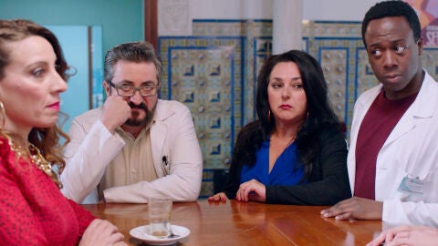 Los trabajadores de la Híspalis, alarmados: "Carmen regala viajecitos al paro"