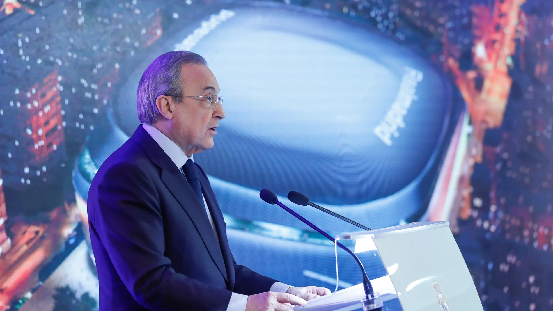 Florentino Pérez, durante la presentación del nuevo Santiago Bernabéu Florentino Pérez, durante la presentación del nuevo Santiago Bernabéu