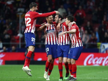 Godín celebra su gol al Villarreal