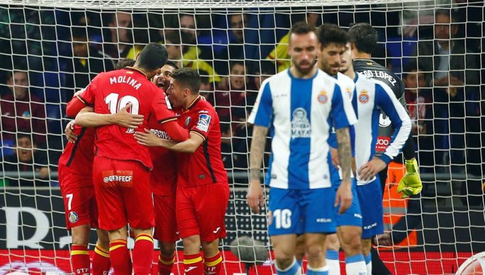 El Getafe celebra el gol del empate