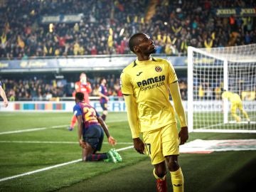 Ekambi celebra un gol ante el Barcelona