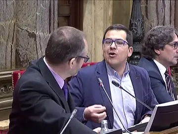 Bronca en el Parlament entre el vicepresidente y Arrimadas Bronca en el Parlament entre el vicepresidente y Arrimadas