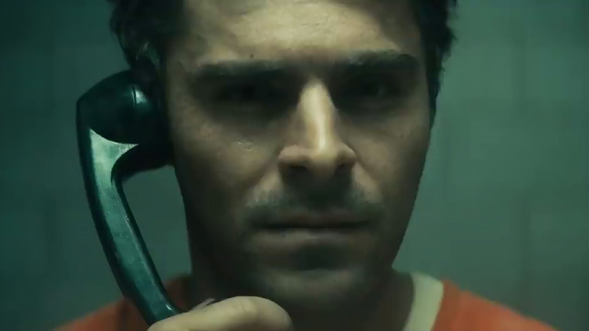 Zac Efron como Ted Bundy