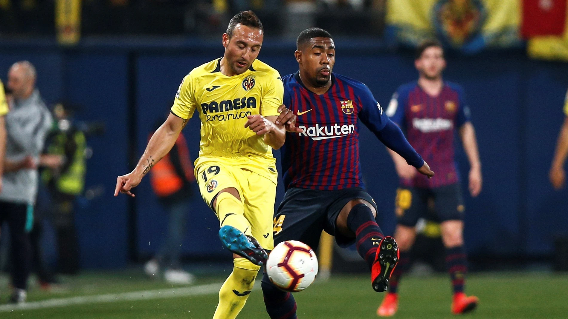 Cazorla, en acción ante Malcom Cazorla, en acción ante Malcom
