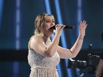 María Espinosa canta ‘Uno x uno’ en la Semifinal de ‘La Voz’