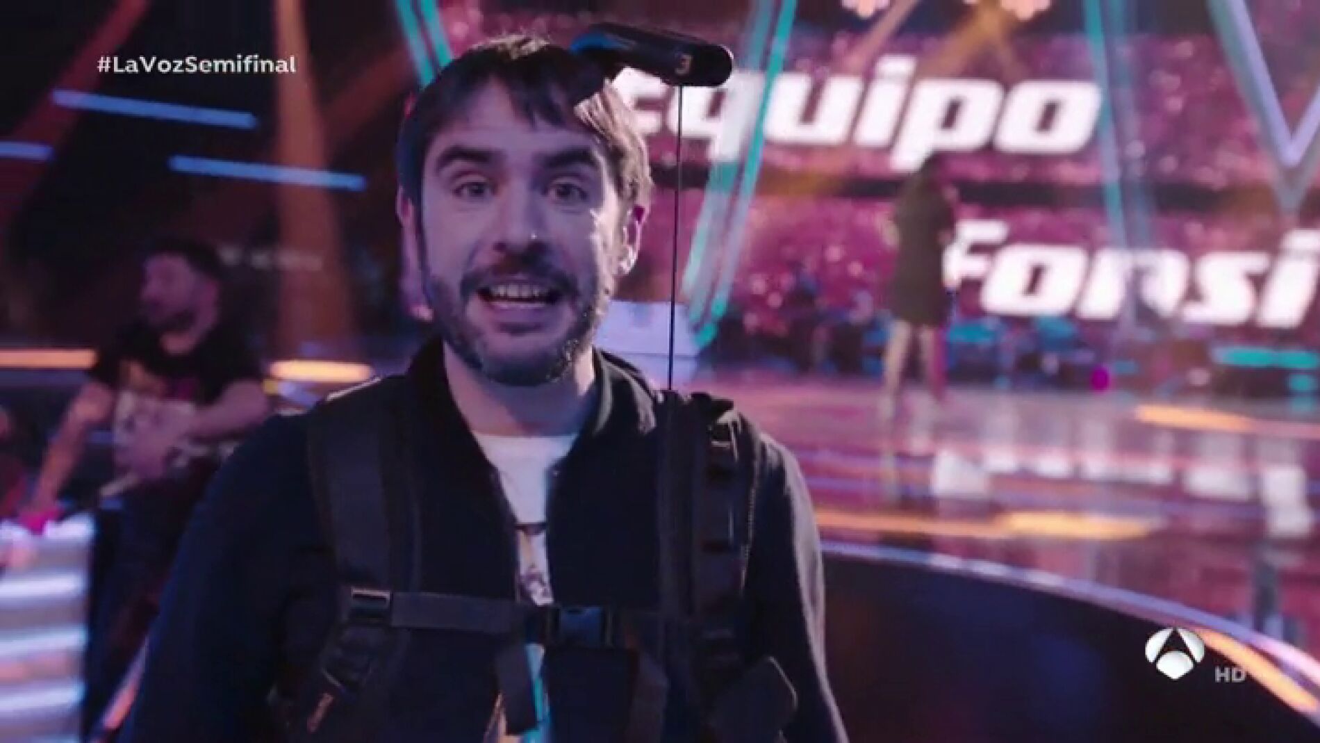 Juanra Bonet se cuela tras las c&aacute;maras de 'La Voz' para mostrar c&oacute;mo se hace el programa