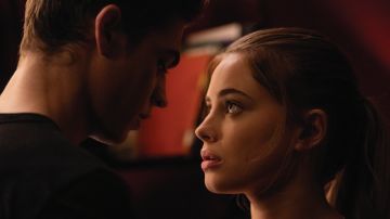Hero Fiennes-Tiffin y Josephine Langford en 'After' Hero Fiennes-Tiffin y Josephine Langford en 'After'