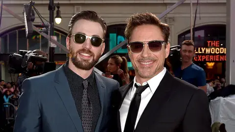 Chris Evans y Robert Downey Jr. Chris Evans y Robert Downey Jr.