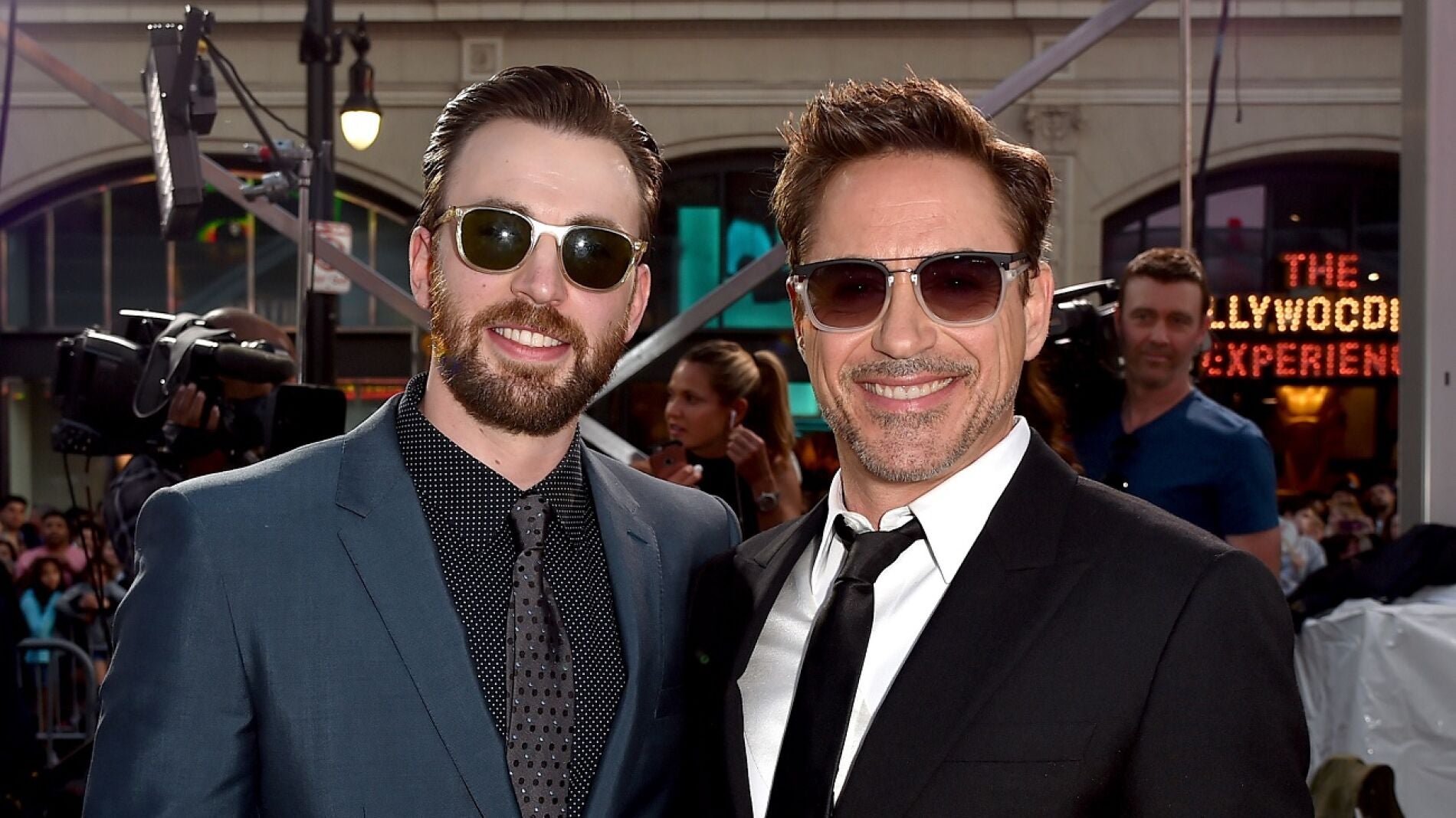 Chris Evans y Robert Downey Jr.