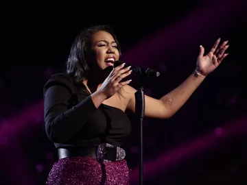 Linda Rodrigo canta ‘Flashlight’ en la Semifinal de ‘La Voz’ Linda Rodrigo canta ‘Flashlight’ en la Semifinal de ‘La Voz’