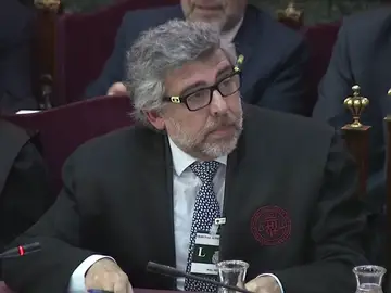 El abogado Pina enfada al tribunal: "Esto no es serio" El abogado Pina enfada al tribunal: "Esto no es serio"