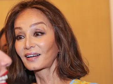 Isabel Preysler se une a la moda del corte de tendencia Isabel Preysler se une a la moda del corte de tendencia