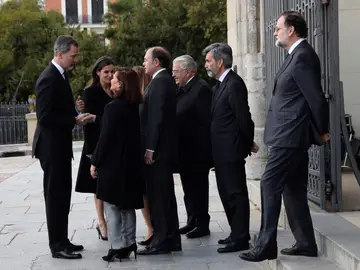 Los reyes, Calvo, Rajoy y exministros asisten al funeral de Pérez-Llorca Los reyes, Calvo, Rajoy y exministros asisten al funeral de Pérez-Llorca
