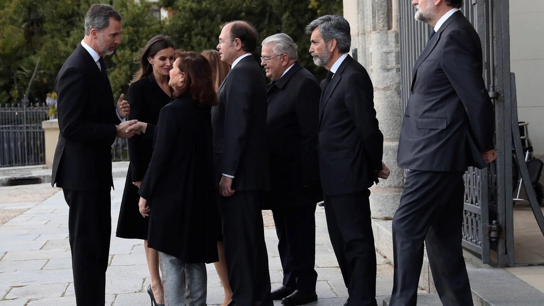 Los reyes, Calvo, Rajoy y exministros asisten al funeral de Pérez-Llorca Los reyes, Calvo, Rajoy y exministros asisten al funeral de Pérez-Llorca