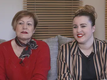 Raquel y Mª Ángeles, concursantes de 'Masters de la reforma' Raquel y Mª Ángeles, concursantes de 'Masters de la reforma'