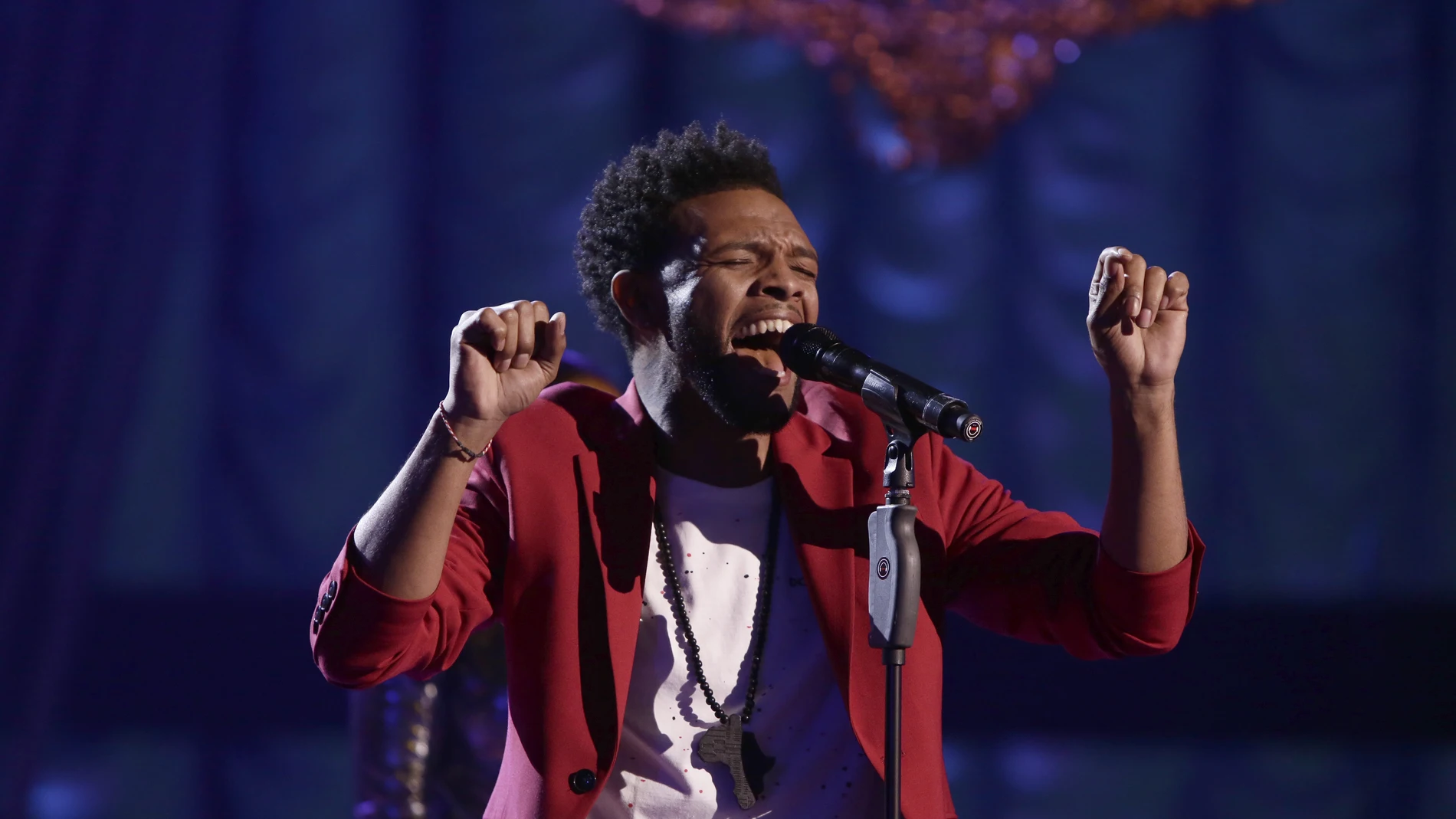 VÍDEO: Marcelino Damion canta ‘Earned it’ en la Semifinal de ‘La Voz’
