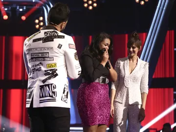 Linda Rodrigo canta ‘Flashlight’ en la Semifinal de ‘La Voz’ Linda Rodrigo canta ‘Flashlight’ en la Semifinal de ‘La Voz’