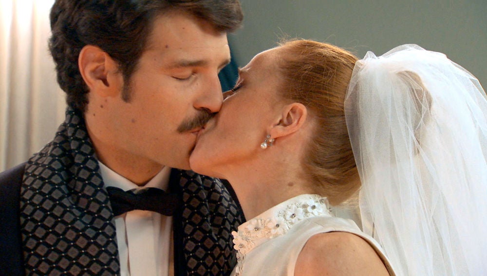 VÍDEO - AMAR: Carlos y Natalia destruyen la prueba que la 