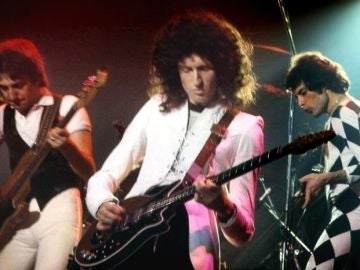 Actuación de Queen en 1977