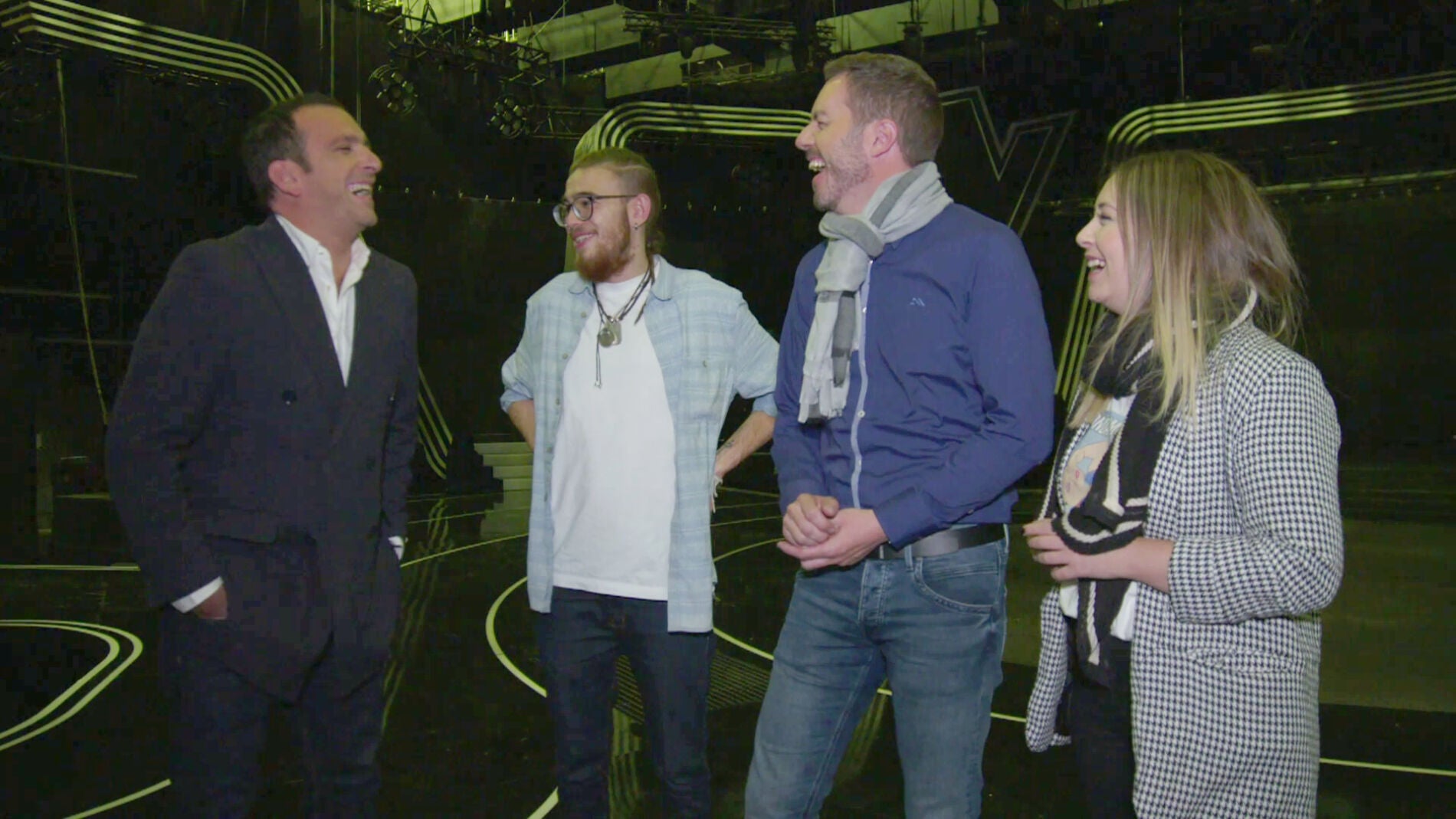  &Aacute;ngel Cort&eacute;s desvela su primer pensamiento cuando Paulina Rubio gir&oacute; su sill&oacute;n en 'La Voz': "Me salv&oacute; la vida"