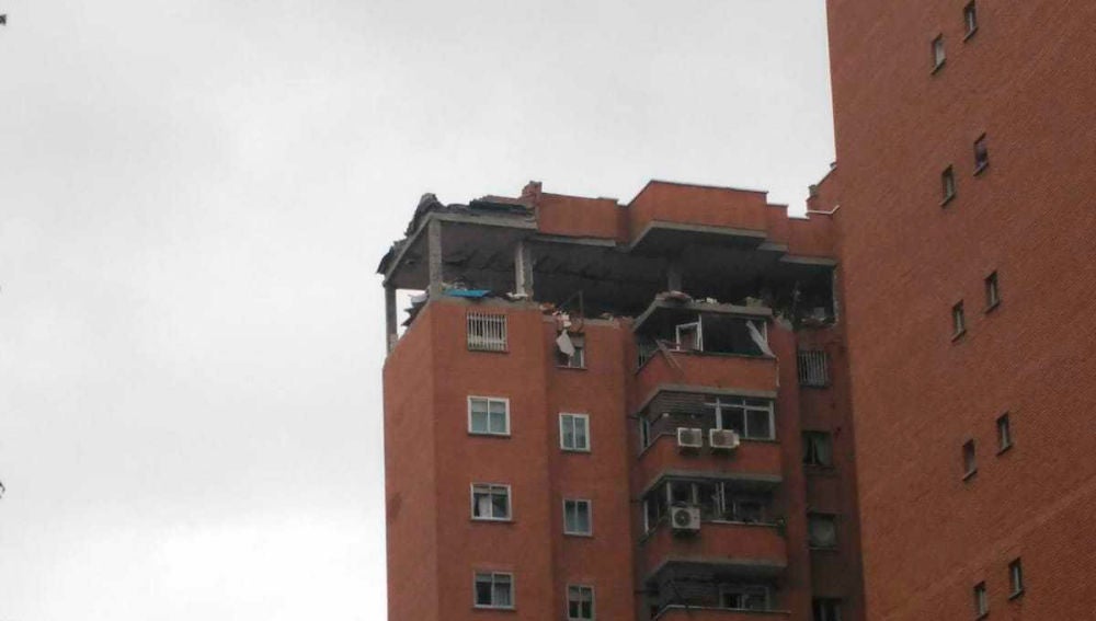 Así ha quedado el edificio donde se ha producido la explosión en Puente de Vallecas