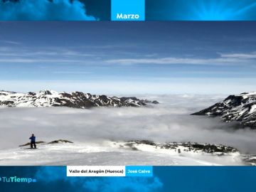 La foto del mar de nubes en el Valle del Alagón, elegida la mejor del marzo de los espectadores