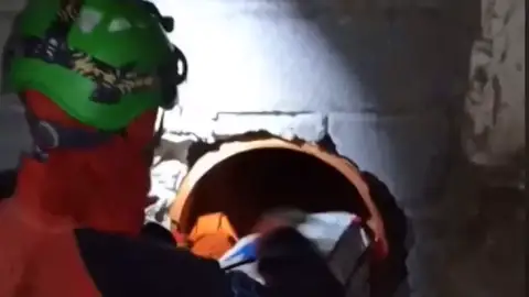 Así son las labores de la UME en los diferentes simulacros realizados en Aragón Así son las labores de la UME en los diferentes simulacros realizados en Aragón