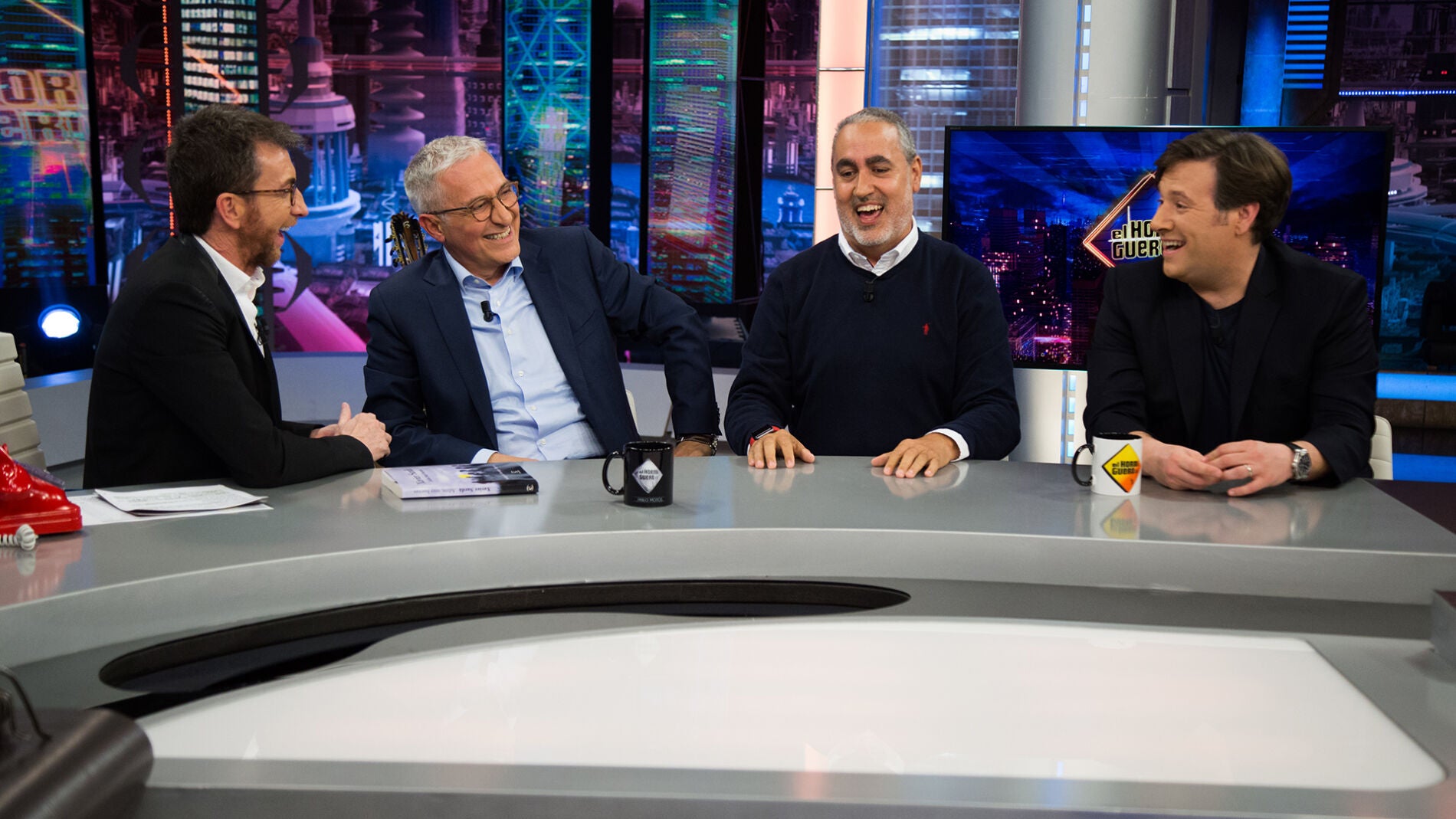 Xavier Sardà, Carlos Latre y Jorge Salvador zanjan en 'El Hormiguero 3.0' los rumores sobre las orgías