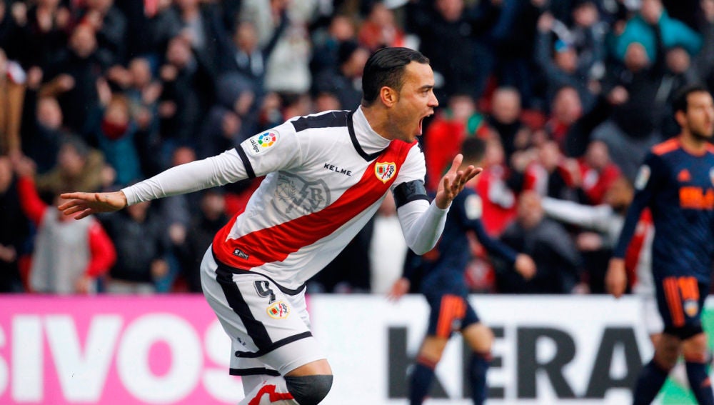 El jugador del Rayo Vallecano, Raúl de Tomás