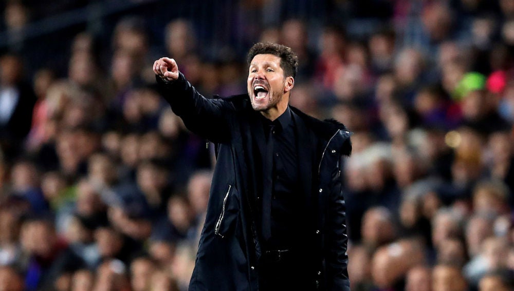 Simeone, en la banda
