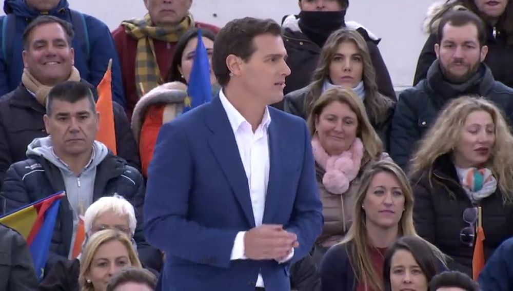 Albert Rivera ha llamado al grito de "¡Vamos Ciudadanos!" a acudir a las urnas el 28 de abril para derrotar a Pedro Sánchez