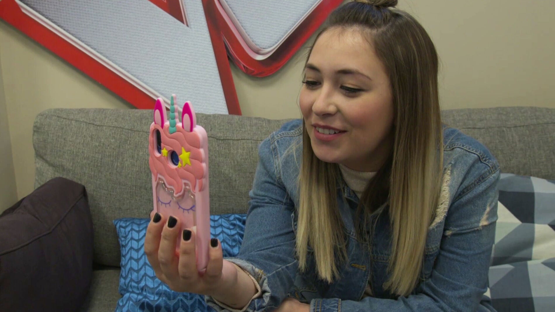 Mar&iacute;a Espinosa recibe la llama de su hija, uno de los principales motores para llegar a la final de 'La Voz'