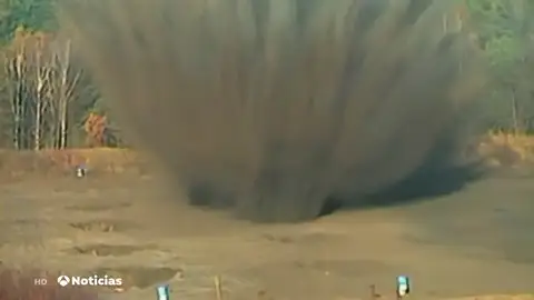 Así actúan los TEDAX cuando tienen que detonar un obús Así actúan los TEDAX cuando tienen que detonar un obús