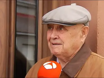 2.000 pueblos españoles tienen más jubilados que trabajadores 2.000 pueblos españoles tienen más jubilados que trabajadores